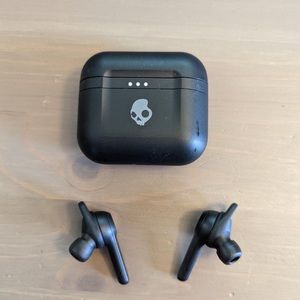 Skullcandy ear buds